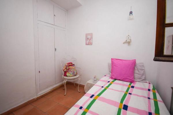 Chalet adosado en calle Geraneos s/n