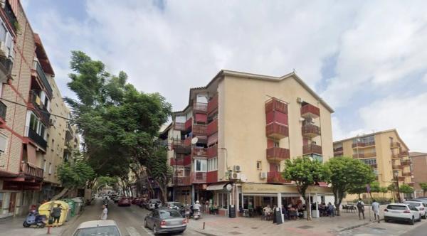 Piso en calle Álvarez Quintero