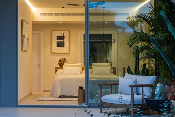 Chalet pareado en avenida del Higuerón, 48