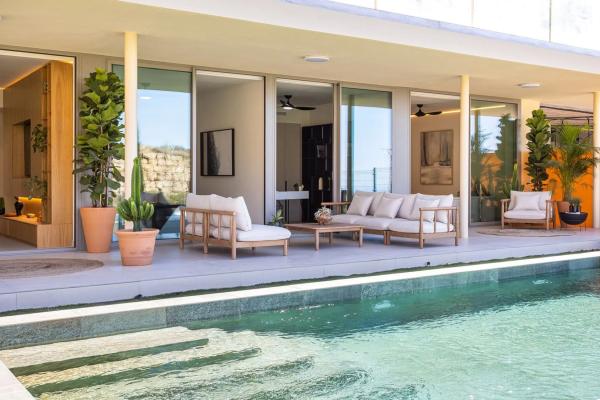 Chalet pareado en avenida del Higuerón, 48