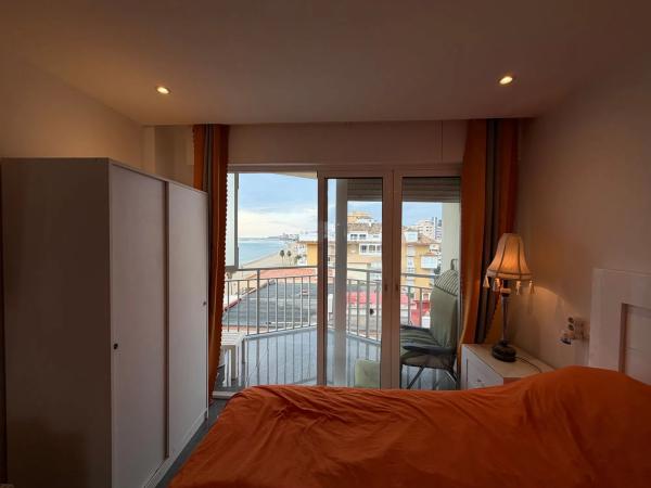 Piso en avenida de las Gaviotas