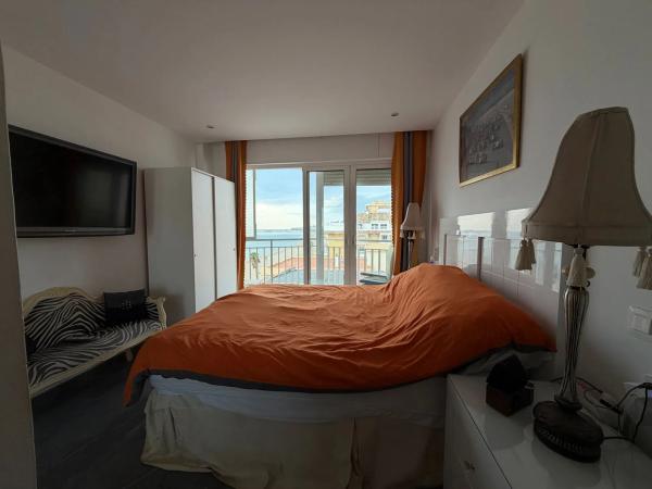 Piso en avenida de las Gaviotas