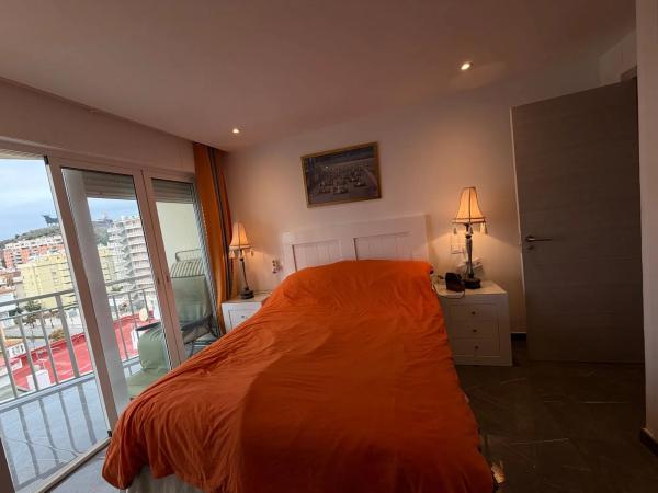 Piso en avenida de las Gaviotas