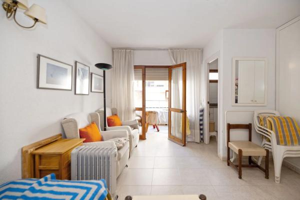 Estudio en CL Asturias, 16