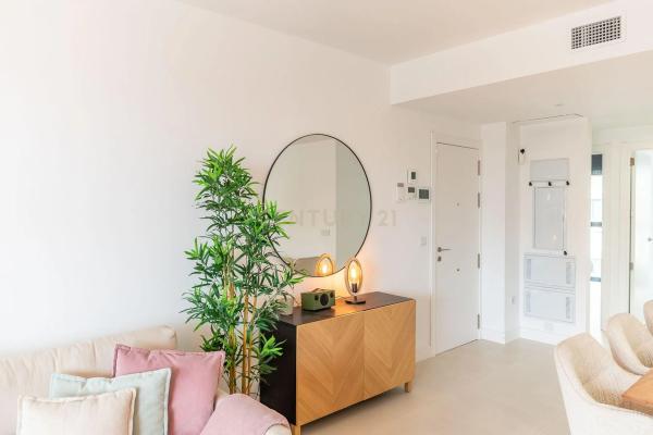 Piso en avenida Fuengirola, 10