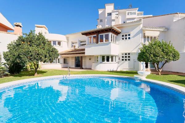 Casa independiente en calle Antequera