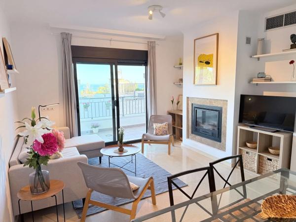 Chalet adosado en calle Amapolas