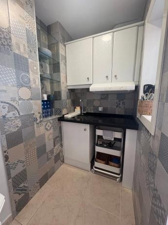 Estudio en calle Lamo de Espinosa, 10 . Hotel Pyr