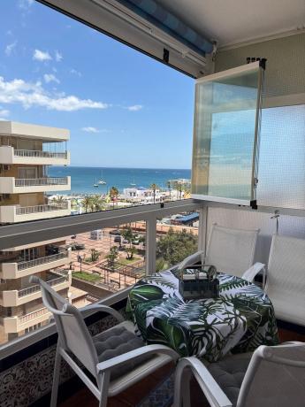 Estudio en calle Lamo de Espinosa, 10 . Hotel Pyr