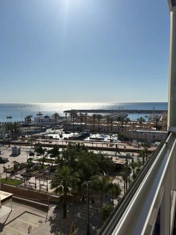 Estudio en calle Lamo de Espinosa, 10 . Hotel Pyr