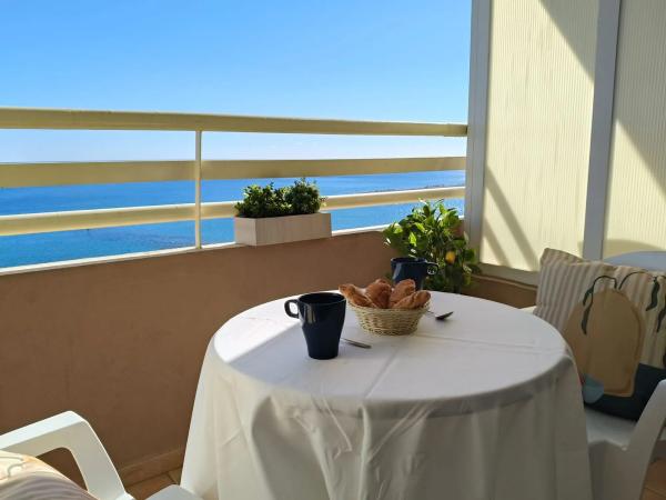 Estudio en Ps Maritimo Rey De España, 54