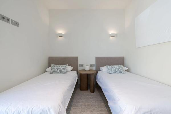 Piso en avenida Fuengirola, 9