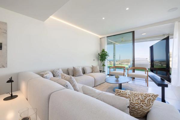 Piso en avenida Fuengirola, 9