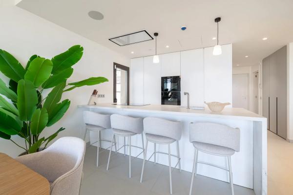 Piso en avenida Fuengirola, 9