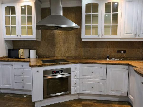 Chalet pareado en calle Antequera