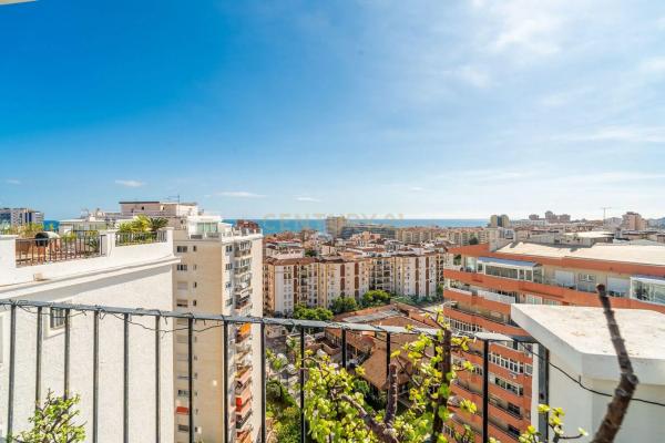 Ático en avenida Acapulco, 6