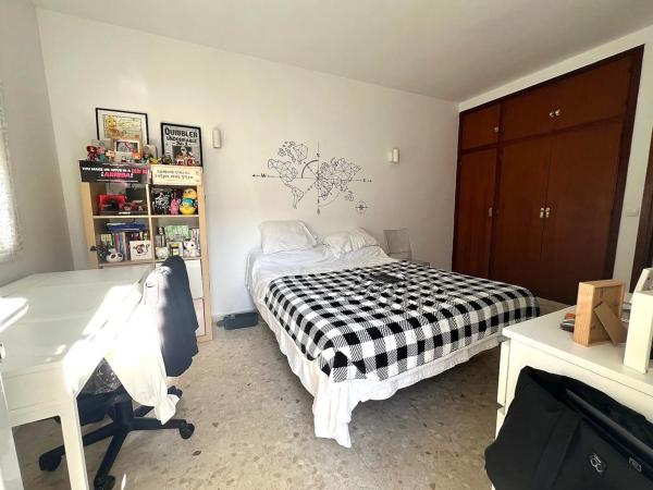 Casa independiente en calle José de Echegaray