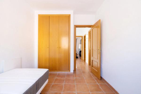 Chalet adosado en calle Agustína de Aragón