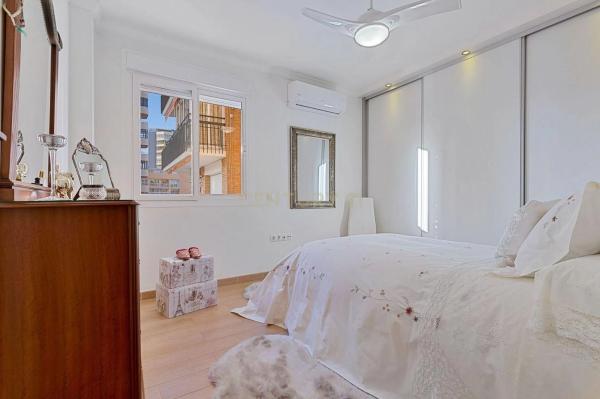 Piso en calle Francisco de Pizarro, 3