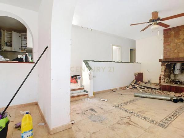 Casa independiente en calle Tulipán, 10