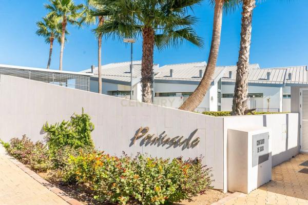 Piso en avenida del Higuerón, 80