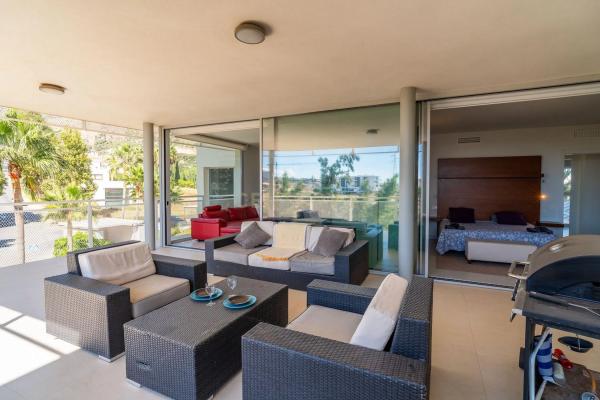 Piso en avenida del Higuerón, 80