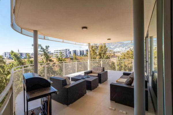 Piso en avenida del Higuerón, 80