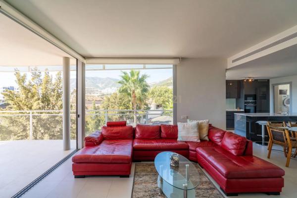 Piso en avenida del Higuerón, 80