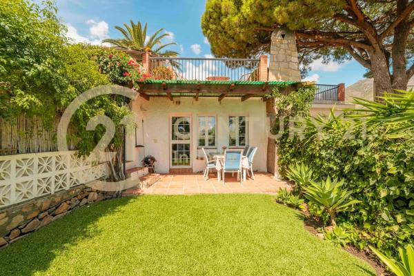 Casa independiente en calle las Tórtolas, 22