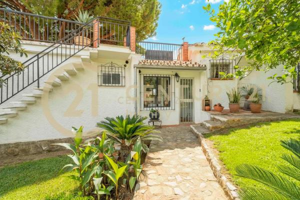 Casa independiente en calle las Tórtolas, 22