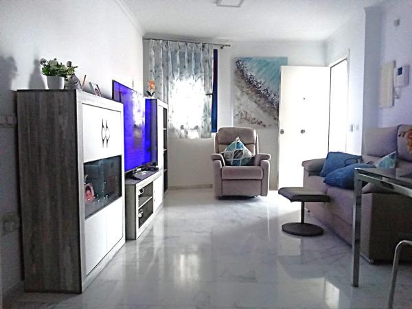 Piso en avenida de Las Salinas s/n