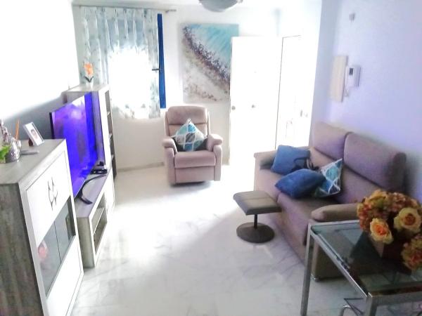 Piso en avenida de Las Salinas s/n