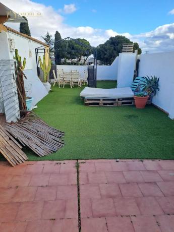 Dúplex en calle el Roble