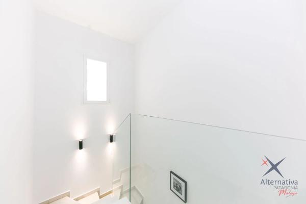 Chalet pareado en avenida del Higuerón