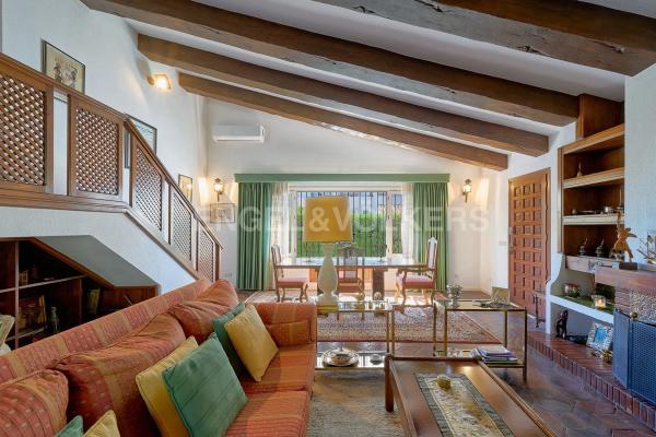 Casa independiente en calle Agua