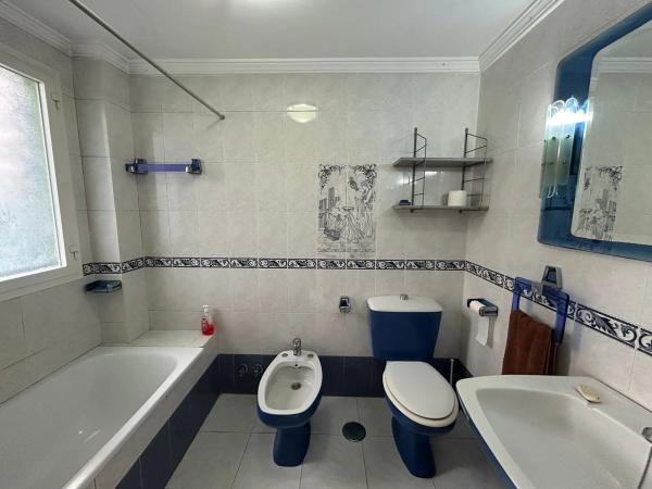 Chalet adosado en calle Monaguillo