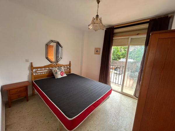 Chalet adosado en calle Monaguillo