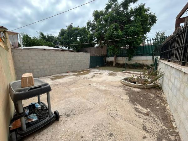 Chalet adosado en calle Monaguillo