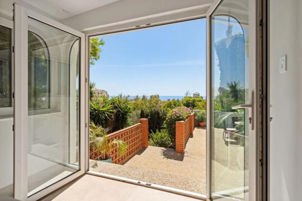 Casa independiente en calle el Roble, 23 -1