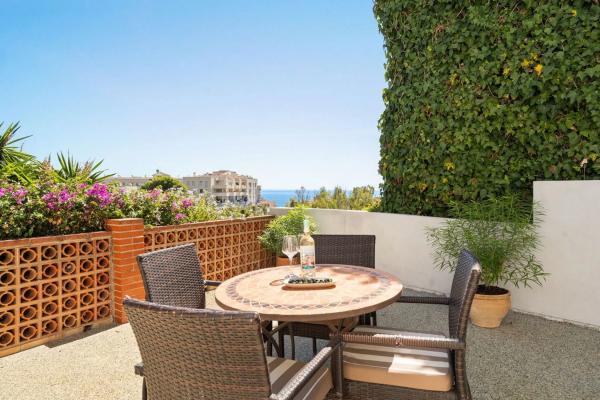 Casa independiente en calle el Roble, 23 -1