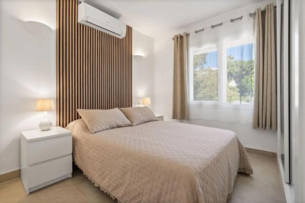 Casa independiente en calle el Roble, 23 -1