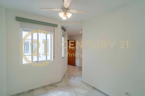 Piso en calle Gimena, 59