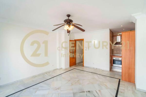 Piso en calle Gimena, 59