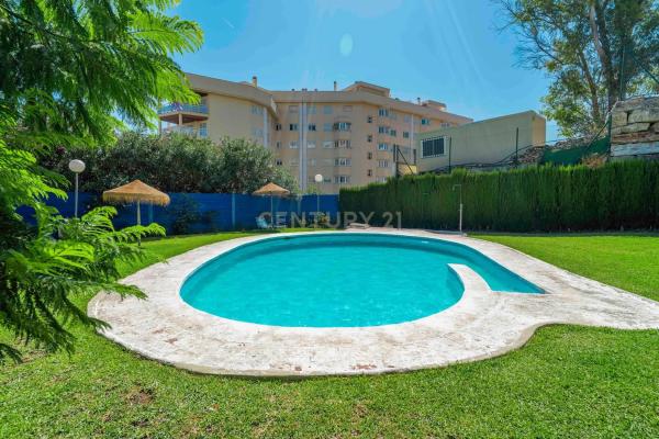 Piso en calle Nogal, 2