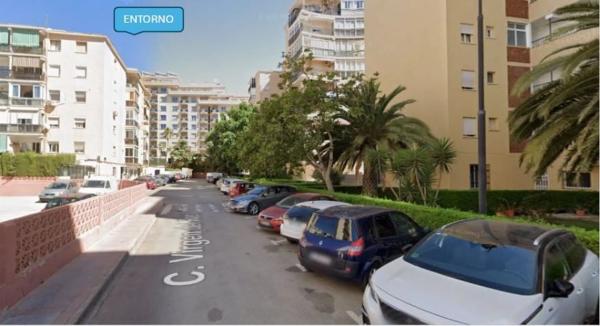 Piso en CL Virgen Del Rocio, 4