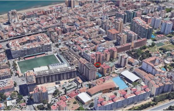 Piso en CL Virgen Del Rocio, 4