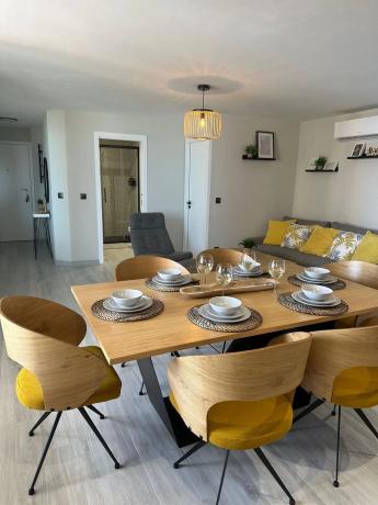 Piso en Zona Puerto Deportivo