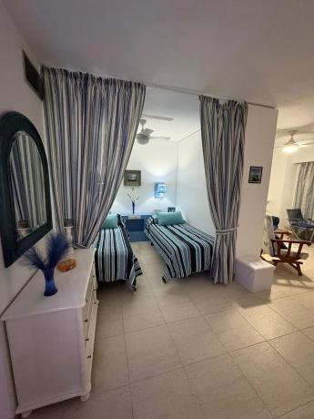 Estudio en calle Lamo de Espinosa, 10