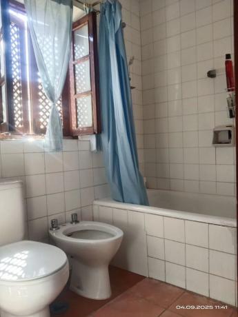 Chalet adosado en calle Geraneos