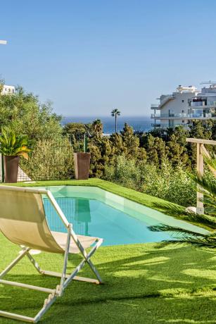 Chalet pareado en avenida del Higuerón